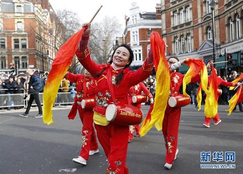 倫敦舉行新春巡游慶祝中國(guó)農(nóng)歷新年